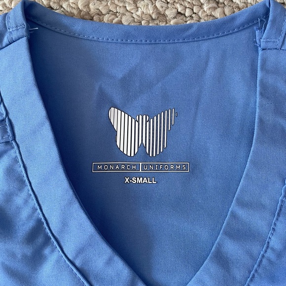 Women’s Ceil Blue Scrub Set - Picture 2 of 7